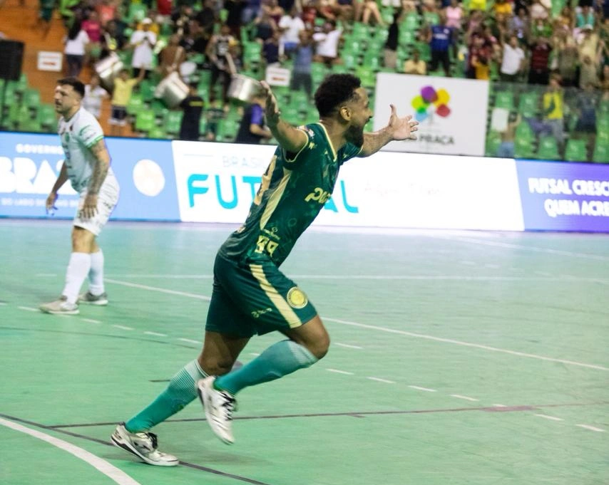 Atlético Piauiense goleia Chapecoense pelo jogo de ida das semifinais ddo Brasileiro de Futsal