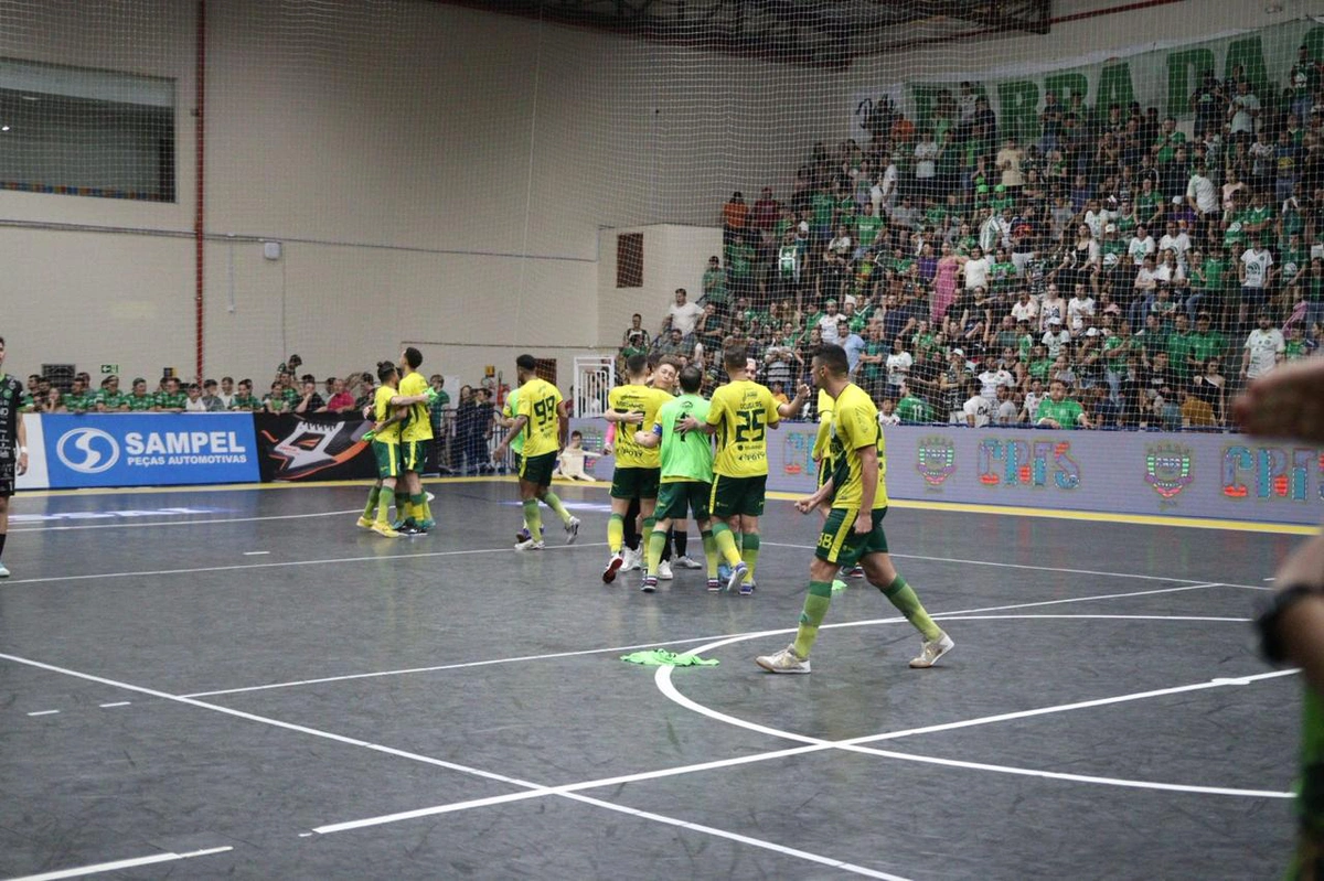 Atlético Piauiense vai à final do Brasileiro de Futsal