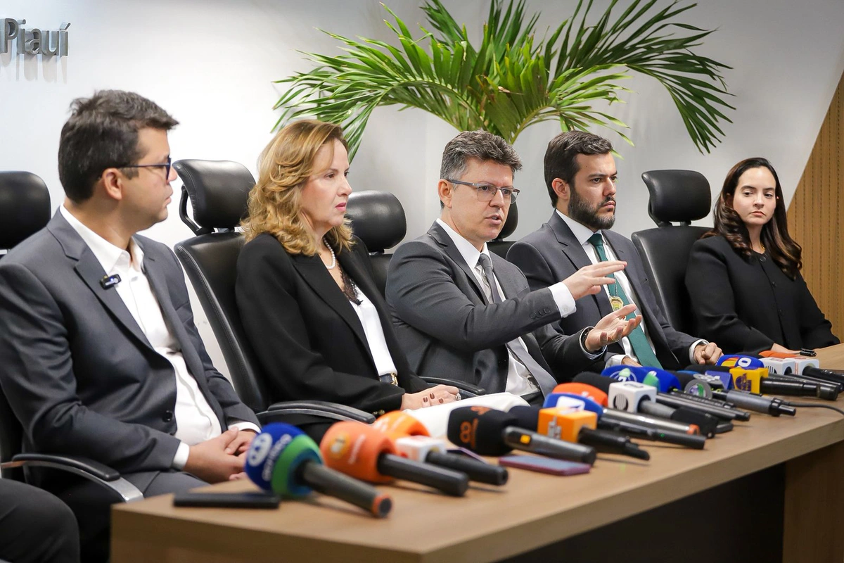 Autoridades prestaram esclarecimentos sobre a Operação Carbono Oculto 86