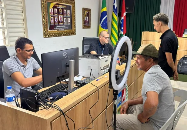Baixa Grande do Ribeiro inicia atendimento para cadastramento biométrico de eleitores