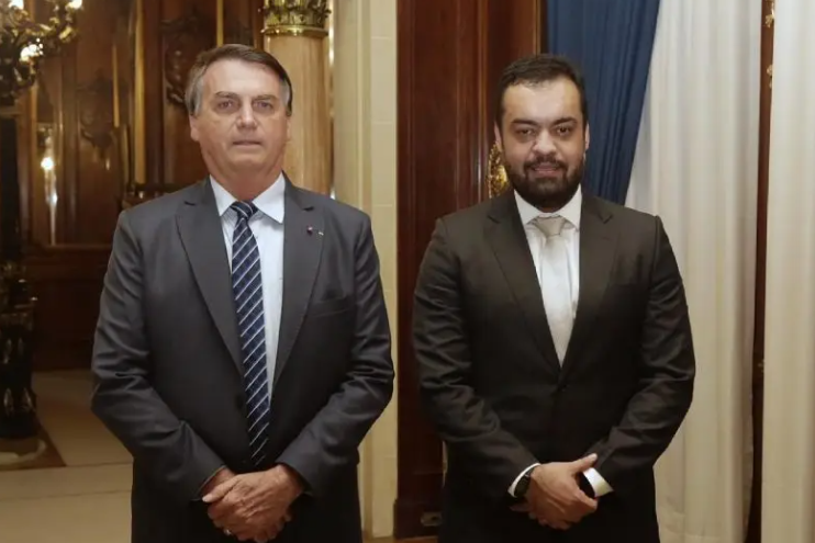 Bolsonaro pede autorização para receber visita do governador Cláudio Castro