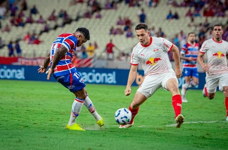 Bragantino e Fortaleza se enfrentam pelo Brasileirão