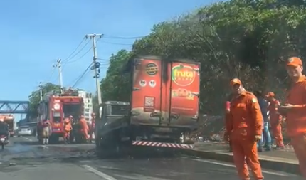 Caminhão pegou fogo na BR 316