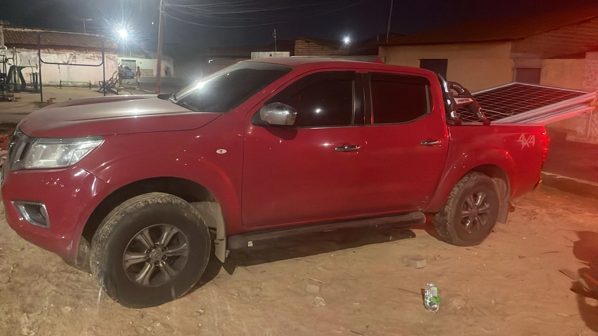 Carro de juiz foi recuperado pela polícia