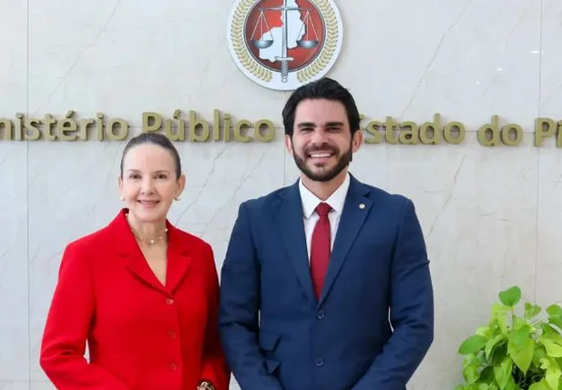 Cláudia Seabra e Dr. Marcus Kalume