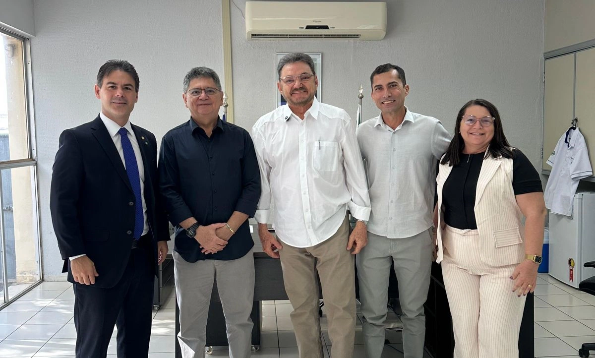 Deputado Severo Eulálio busca solução para quiosques da BR 407 em Paulistana