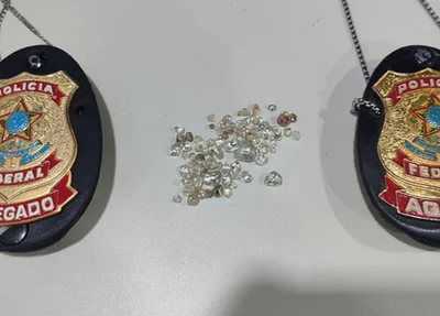 Diamantes apreendidos pela Polícia Federal