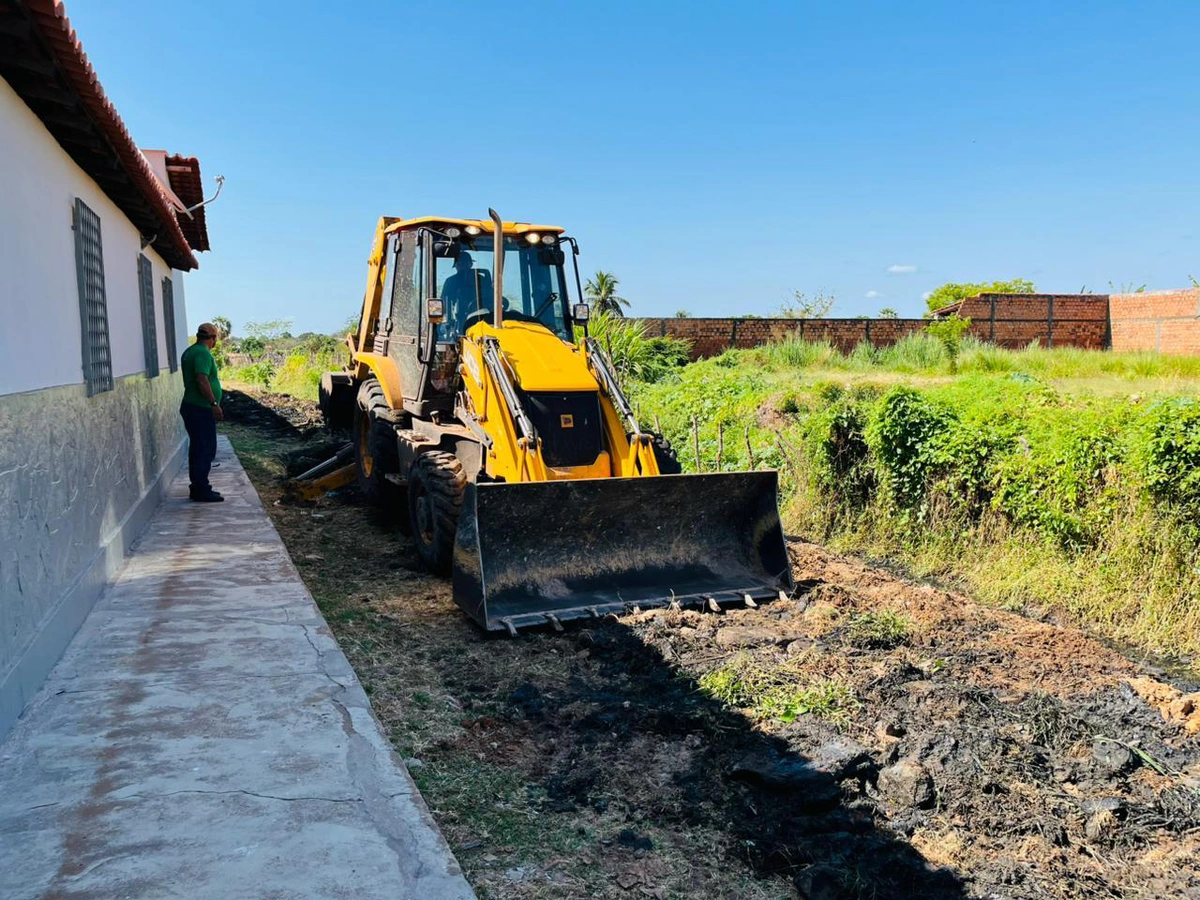 Equipes da Prefeitura seguem com serviços de limpeza