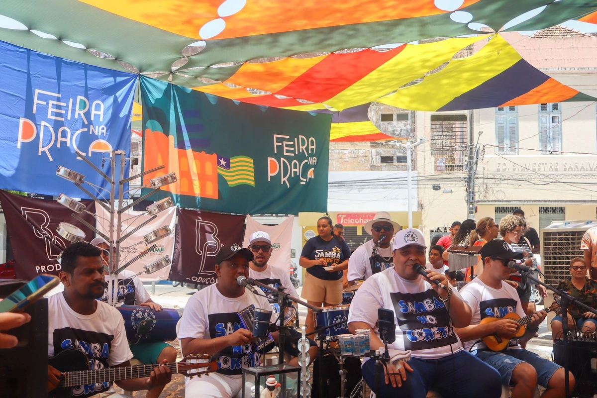 Feira na Praça chega à última edição de 2025 neste domingo