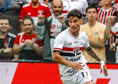 Ferreirinha, atacante