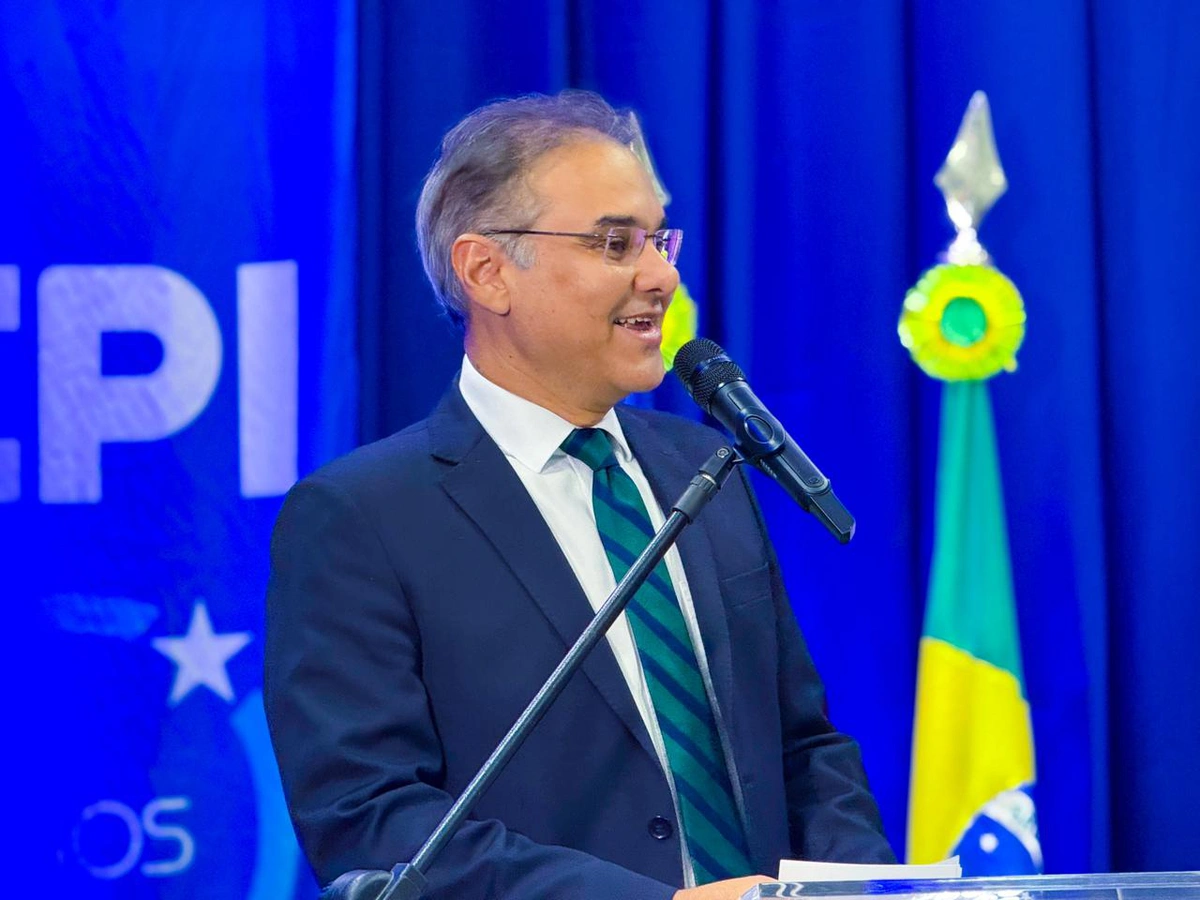 Firmino Paulo participa de Sessão Solene pelos 190 anos da Assembleia Legislativa do Piauí em Bom Jesus