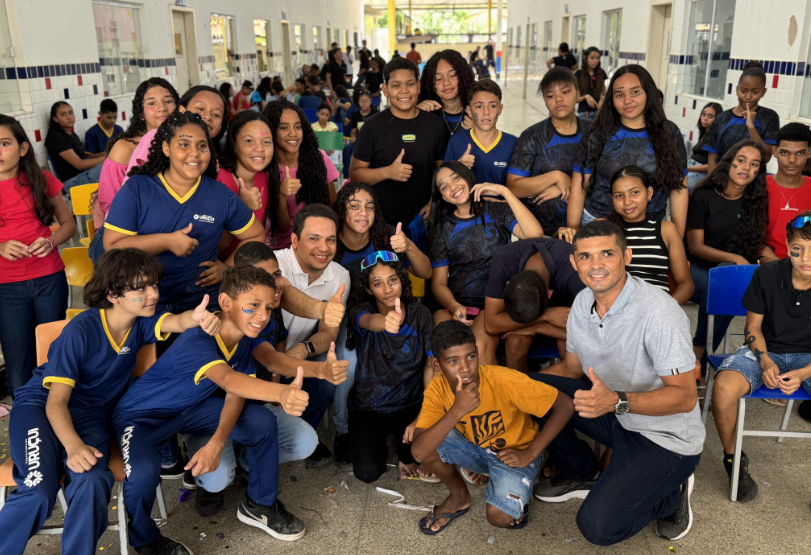 Gincana de Matemática reúne alunos e famílias em manhã de integração e aprendizado