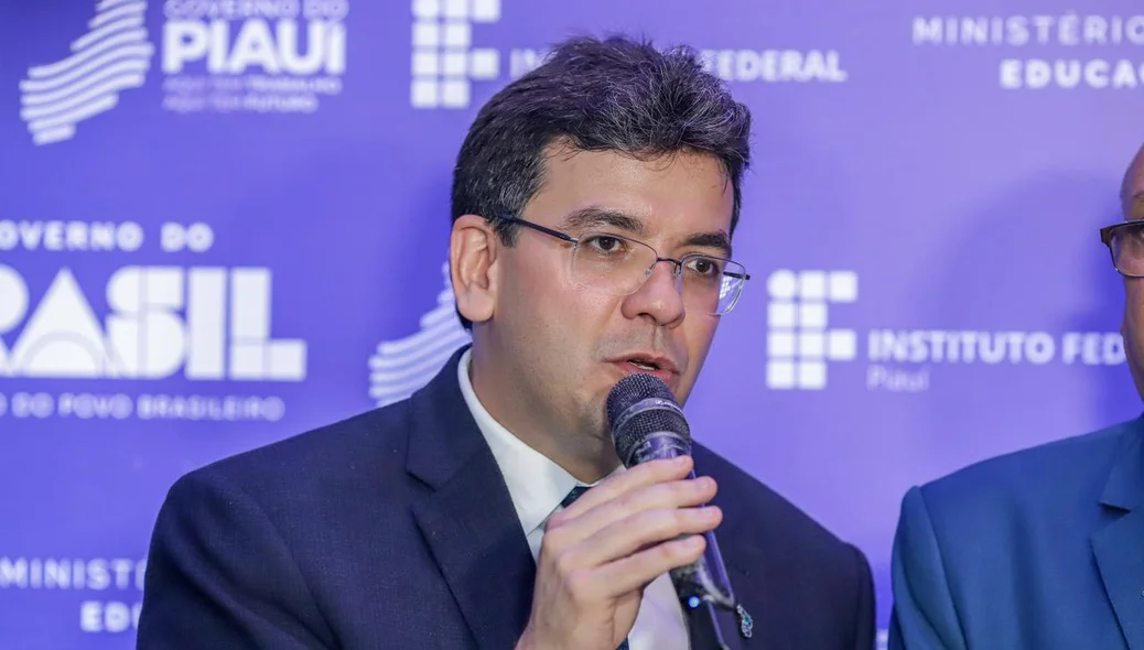 Governador concedeu entrevista à imprensa no evento