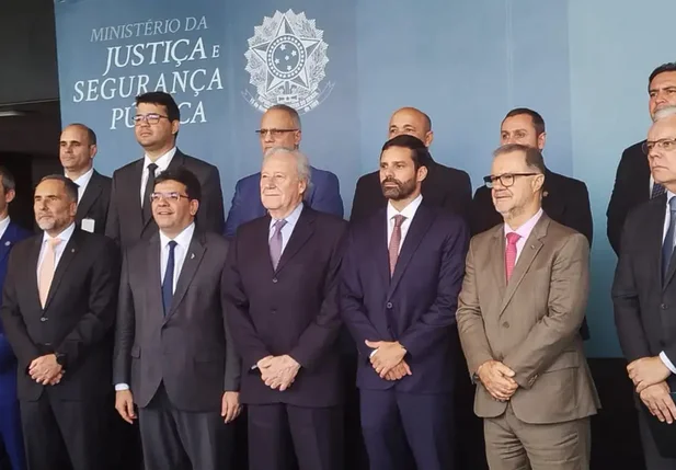 Governadores do Nordeste em reunião com o ministro da Justiça