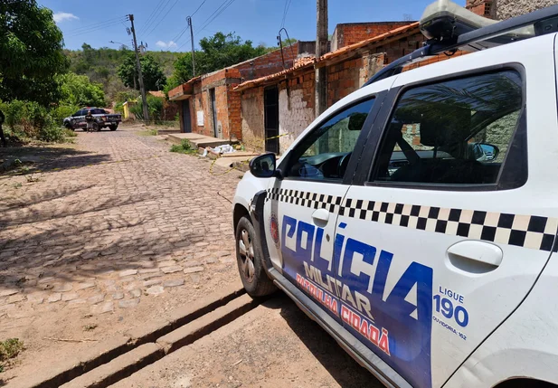Guarnição do 29º BPM no local do crime