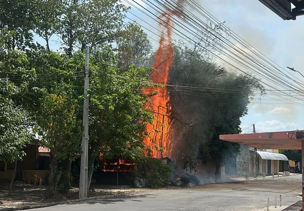 Incêndio no bairro Mocambinho