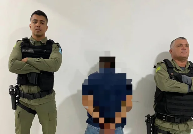 Jovem de iniciais F. C. N. foi preso em flagrante acusado de ameaçar idoso