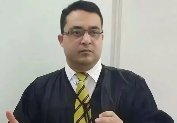 Juiz da comarca de Ouricuri-PE, Carlos Eduardo Mathias
