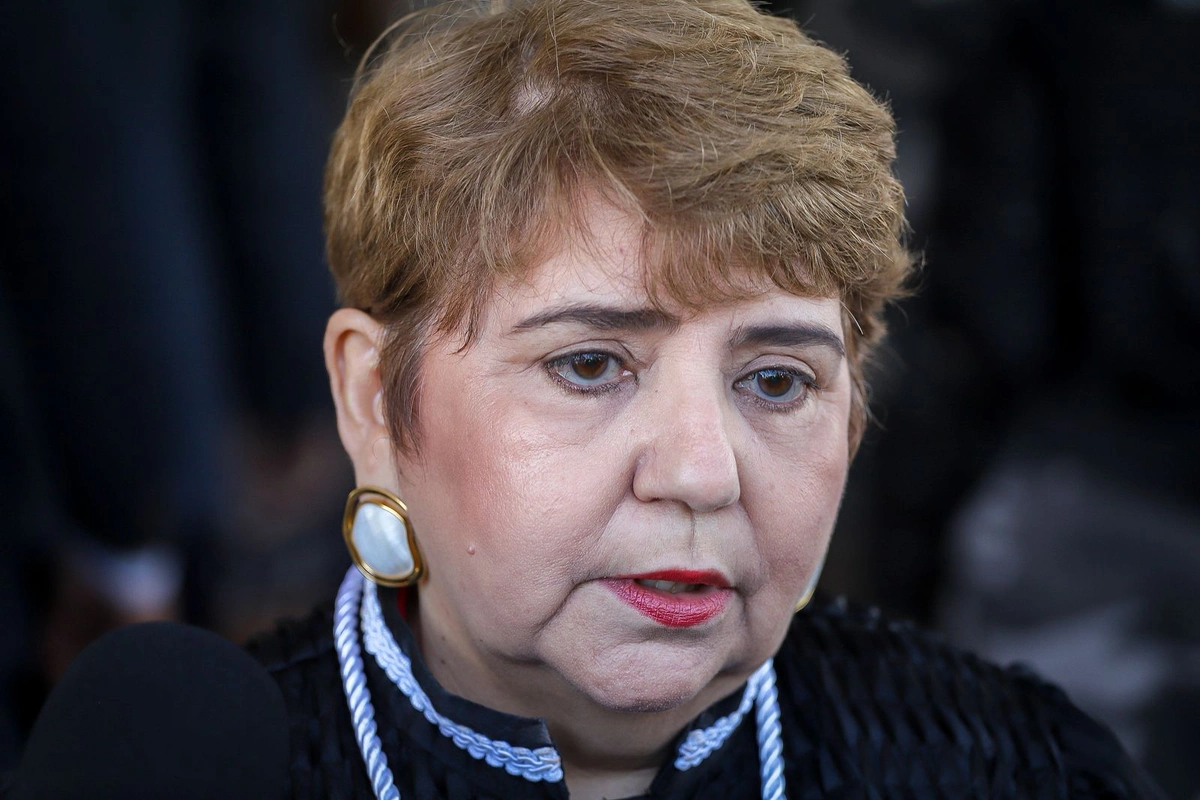 Juíza Júnia Feitosa