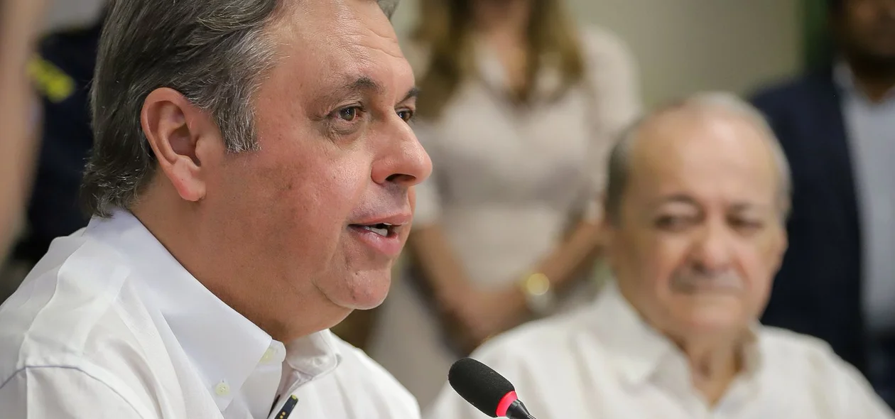 Júlio Arcoverde durante posse