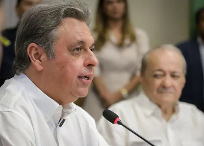 Júlio Arcoverde durante posse