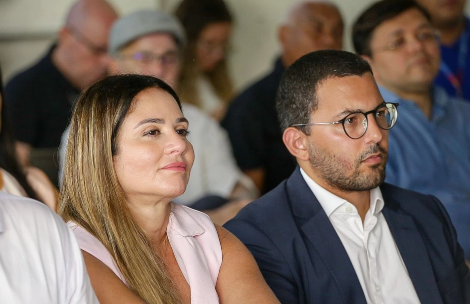 Lucy Soares e Breno Macedo