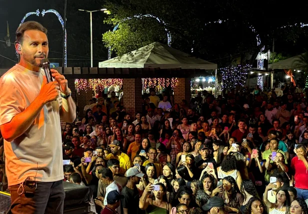 Mano Walter arrasta multidão e encerra festejos de Nossa Senhora das Graças em Jatobá do Piauí