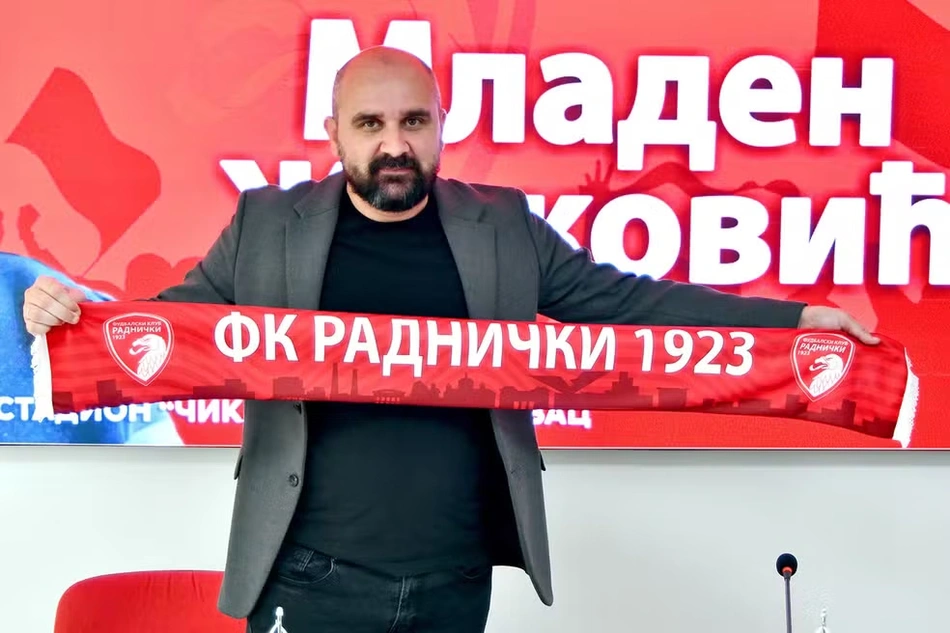 Mladen Zizovic em apresentação do Radnicki 1923