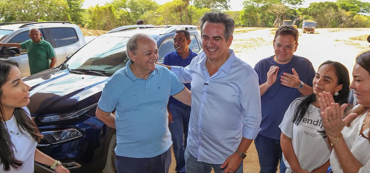 Momento da visita à obra
