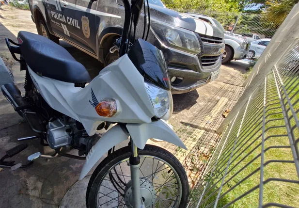 Motocicleta apreendida foi utilizada no latrocínio de José Vitor Carvalho de Sousa