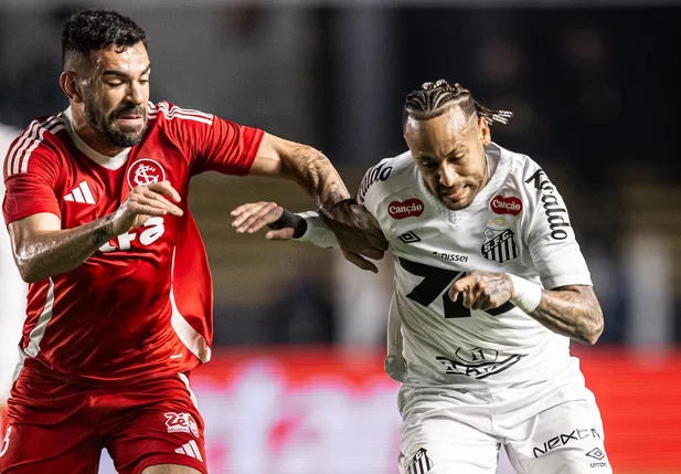 Neymar não deve enfrentar o Internacional após sentir incômodo no joelho esquerdo