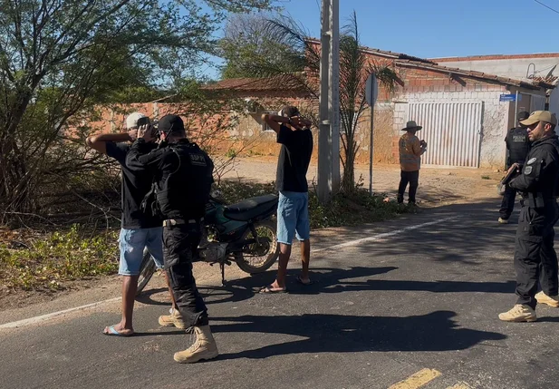 Operação Rota Segura recupera oito veículos e prende nove pessoas no Piauí