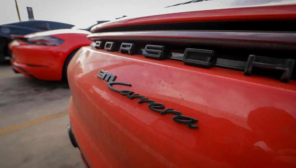 Porsche utilizado em racha