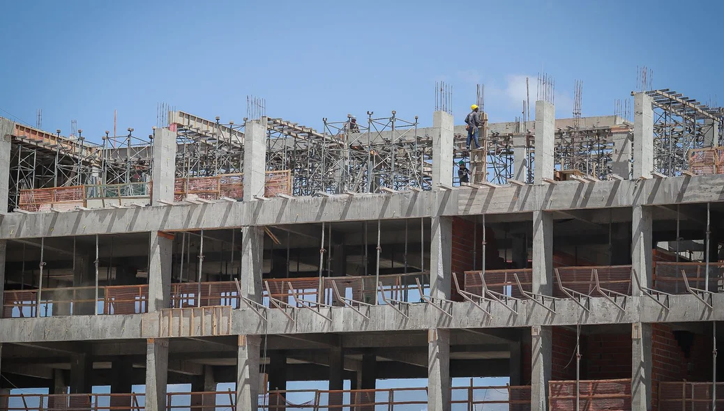 Prédio da PF em construção