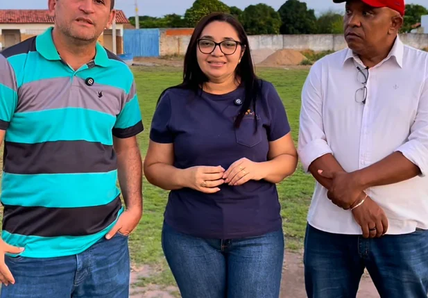 Prefeita Gerlane Cabral anuncia reforma do Estádio João Lima em São Gonçalo do Piauí