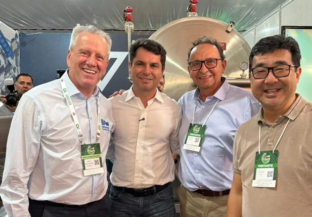 Prefeito Ednei Amorim apresenta São João do Piauí a empresários paranaenses durante Feira Internacional