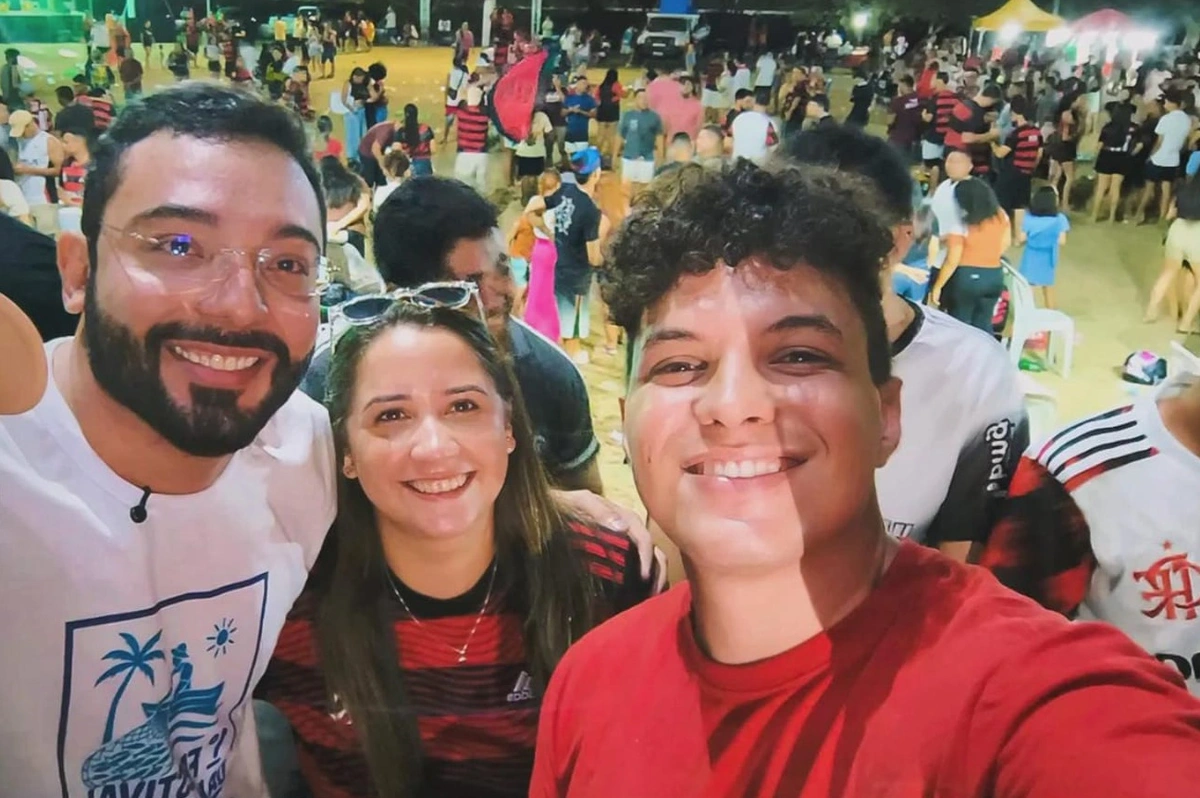 Prefeito Francisco Emanuel reúne multidão na Beira Rio em Parnaíba para final da Libertadores