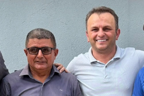 Prefeito Milton Gomes Machado e ex-prefeito Francisco de Assis Carvalho