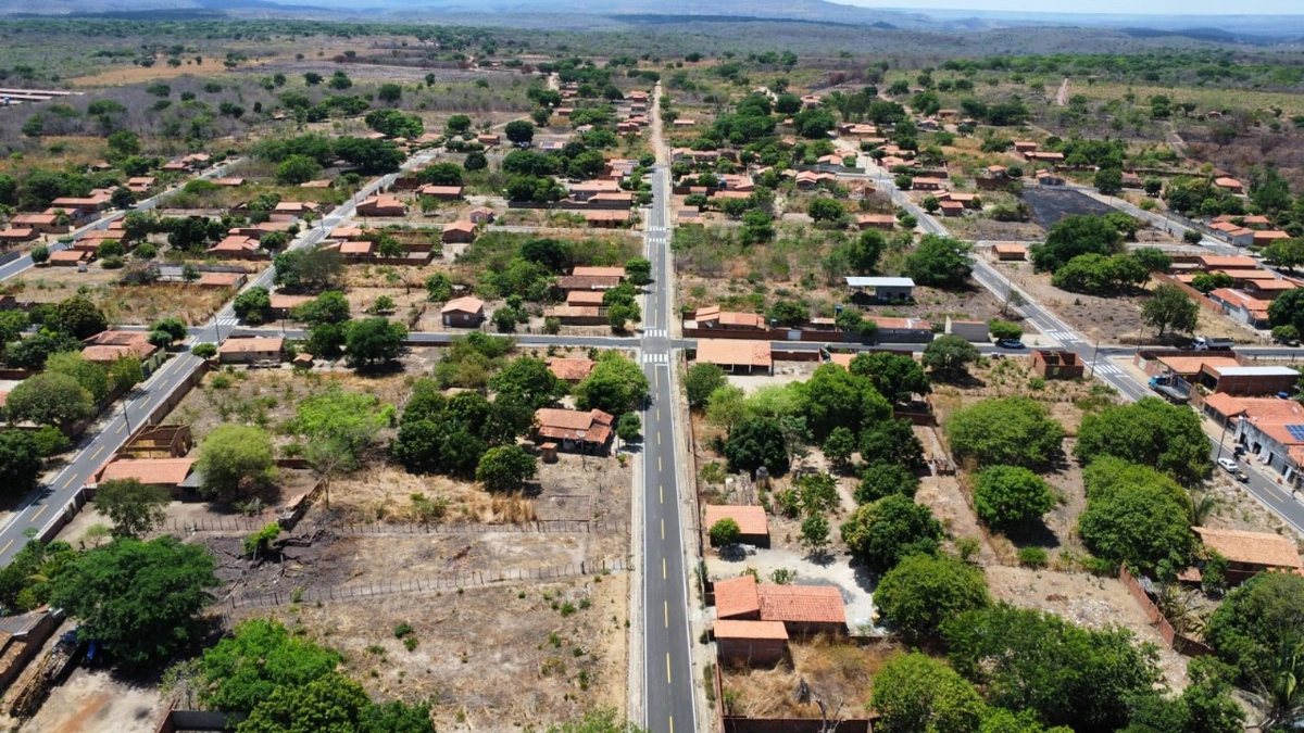 Prefeitura de Francinópolis executa sinalização horizontal em bairros e localidades rurais