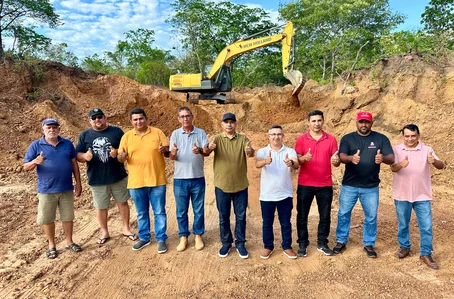 Prefeitura de Nossa Senhora de Nazaré inicia obra para recuperar estrada rural e melhorar mobilidade