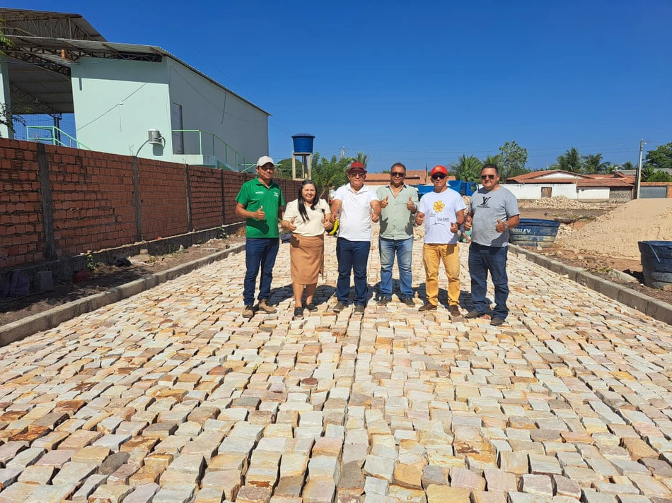 Prefeitura de São João do Arraial constrói mais de 1.500 m² de calçamento