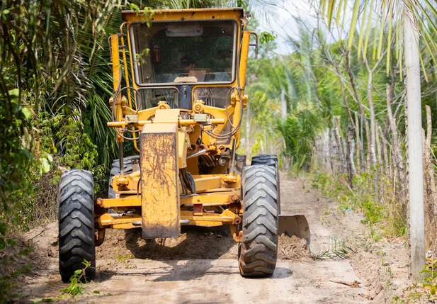 Programa Estrada no Grau leva melhoramento de vias à região da Lagoa do Piripiri em José de Freitas