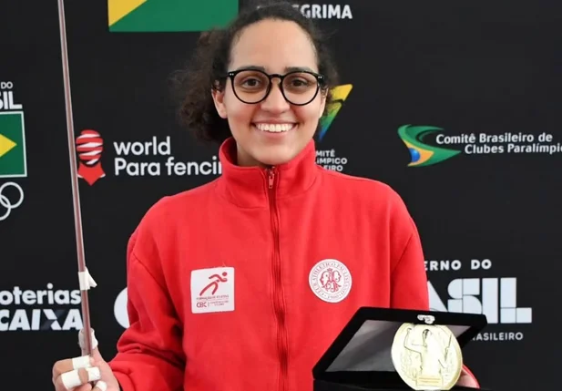 Rayssa Veras, atleta piauiense paraesgrima