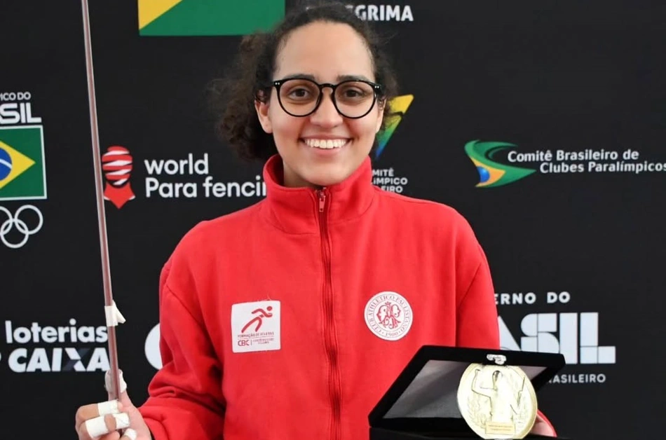 Rayssa Veras, atleta piauiense paraesgrima