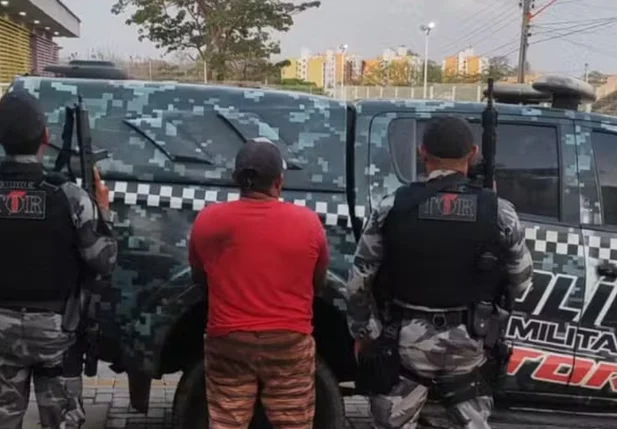 Suspeito preso pela PM