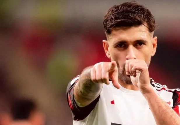 Arrascaeta brilha, Flamengo vence Cruz Azul e avança na Copa Intercontinental