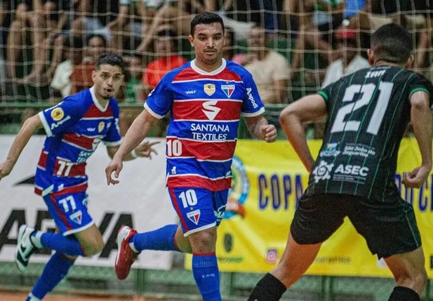 Atlético Piauiense contrata pivô Gugu Flores