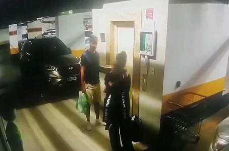Auditor da CGU foi gravado por câmeras de segurança agredindo a mulher e a criança