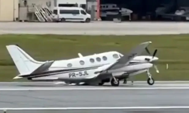 Avião tombou durante pouso em pista do Aeroporto da Pampulha