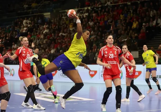 Brasil derrota Suécia e segue invicto no Mundial de Handebol